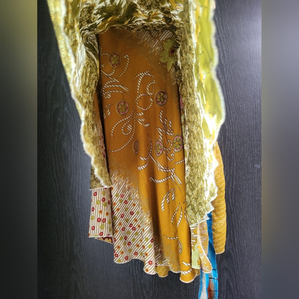 Kariza Yellow and Green A-Line Midi Skirt Or Beach Cover - Picture 4 of 16